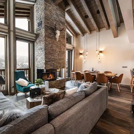 Yellowstone Ski-in-ski-out Apartment *